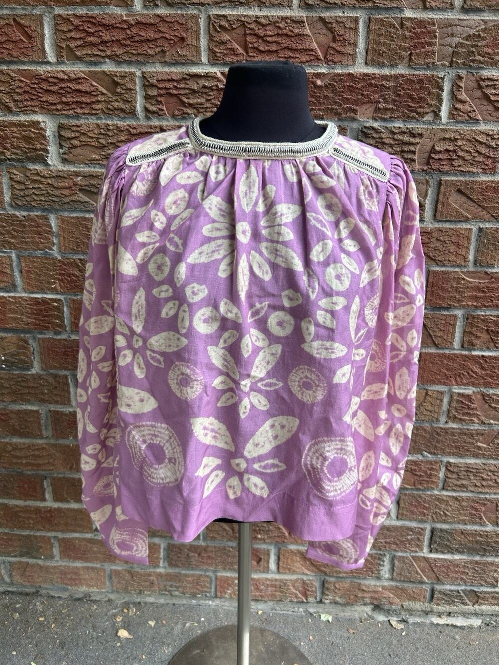 SEA New York Top Blouse Size M medium Puff Sleeve Boho metal detailing